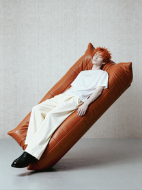 [1/2100] Embroidered T-shirt