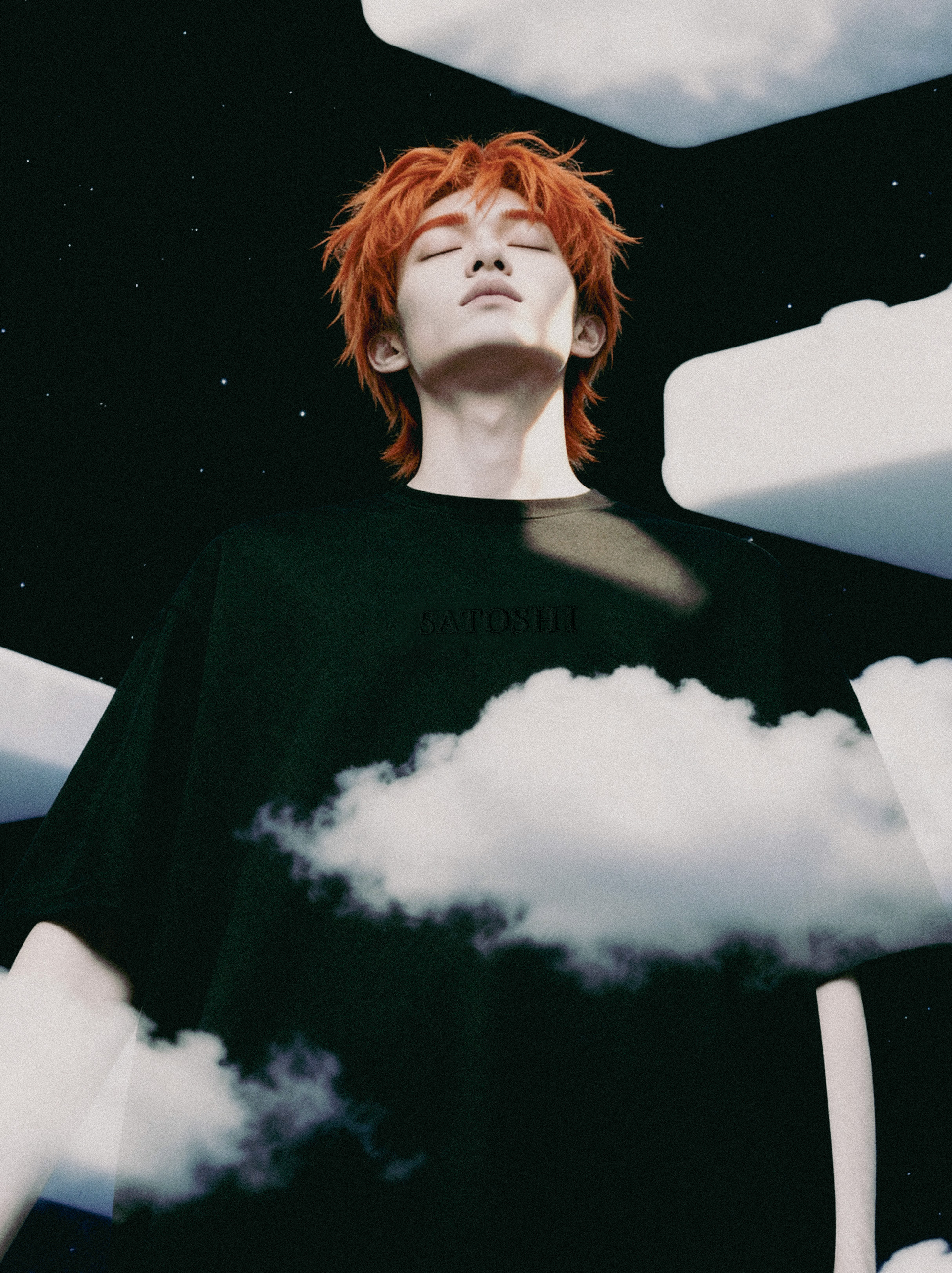 [2/2100] Embossed T-shirt