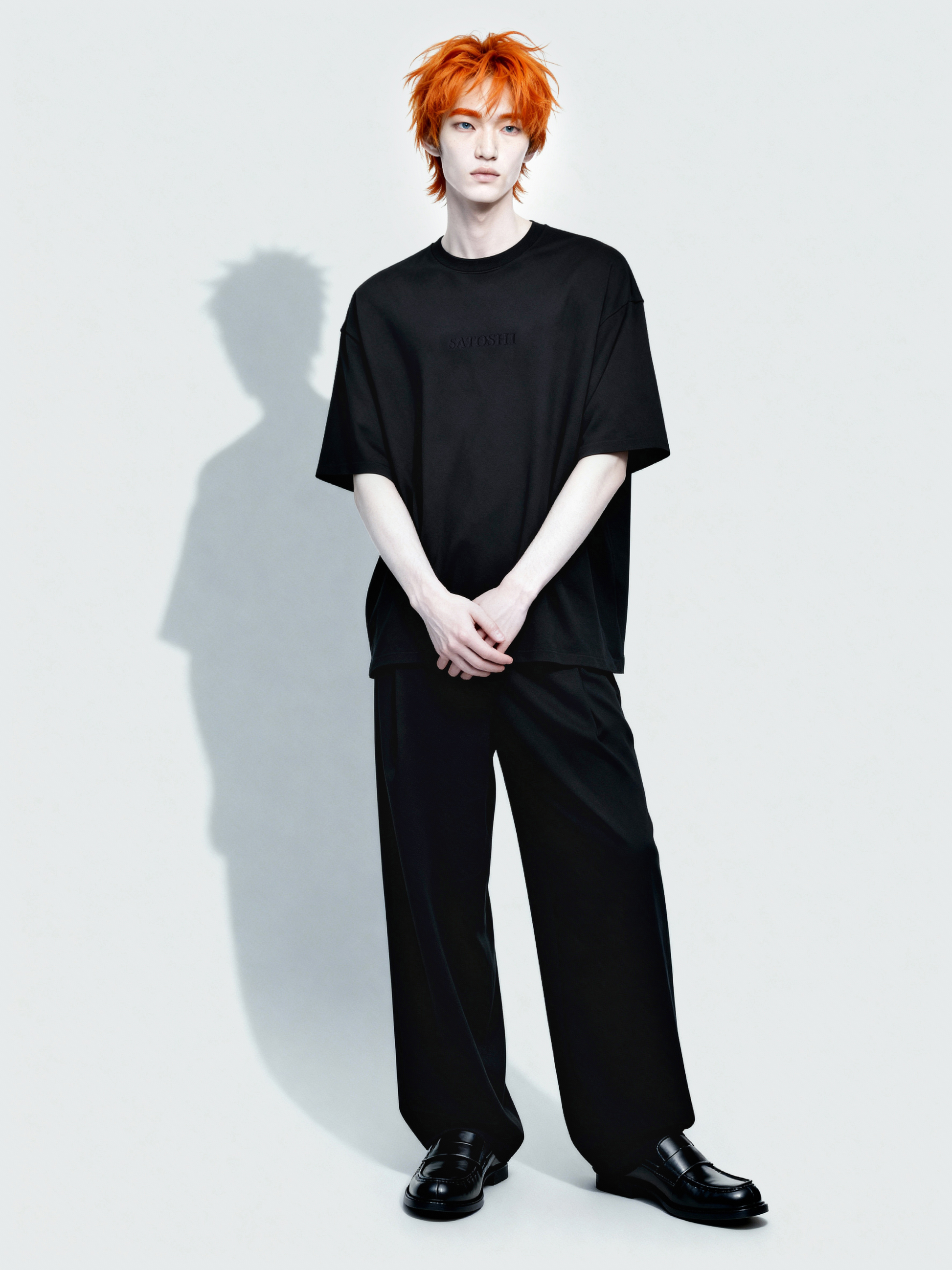 [2/2100] Embossed T-shirt