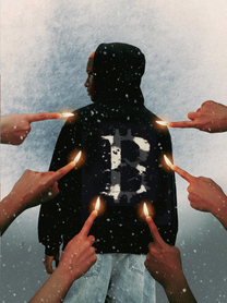 [7/2100] Thermo-reactive Printed Hoodie